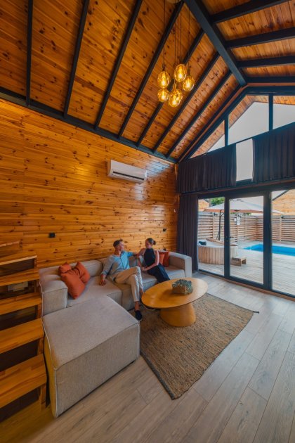 Sapanca Isıtmalı Havuzlu Bungalov