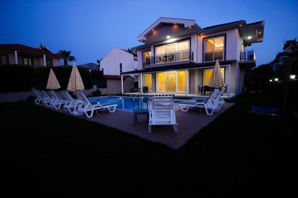 Villa Batu Luxury (1536)