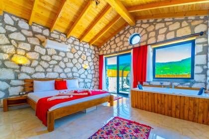 Villa Liberta | Kalkan'da Jakuzili, 2 Kişilik Lüks Balayı Villası (1074)