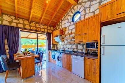 Villa Liberta | Kalkan'da Jakuzili, 2 Kişilik Lüks Balayı Villası (1074)