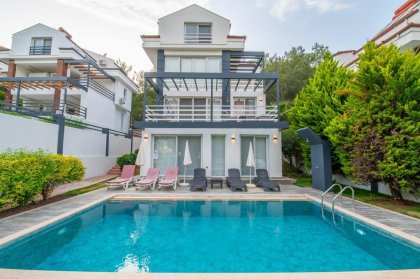 Villa Narses (1333)