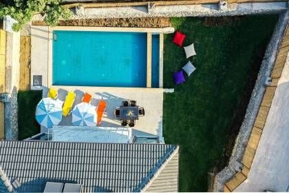 Villa Uysal Parla Güneşi | Fethiye Merkezde Özel Havuzlu ve Geniş Bahçeli Tatil Villası (1046)