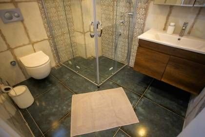 Villa Uysal Parla Işığı | Fethiye Merkezde 3 Yatak Odalı ve Geniş Bahçeli Tatil Villası (1048)