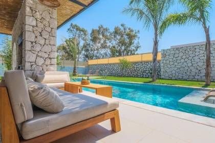 Villa Vio Pilea Bliss (1295)