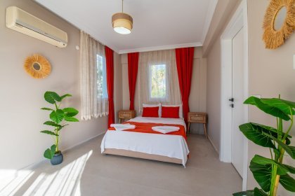 Villa Zayn East (2355)